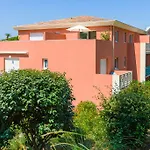 Aparthotel Lagrange Le Domaine Des Grands Pins Saint-Raphaël