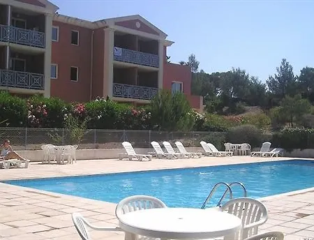Apart-hotel Lagrange Le Domaine Des Grands Pins Saint-Raphaël