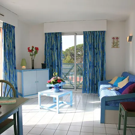 Lagrange Le Domaine Des Grands Pins Aparthotel 2*